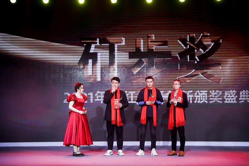 IMG_8334_眸目壓縮.jpg